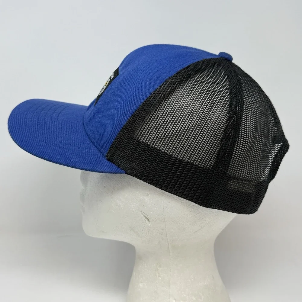 Mountain Hardwear Blue Yupoong Brand Trucker‎ Hat Cap Adjustable Mesh Snapback